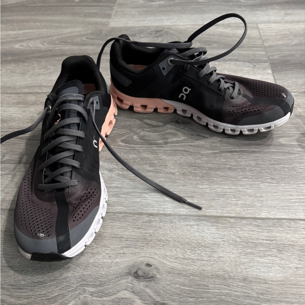 On Cloud Women's Shoes